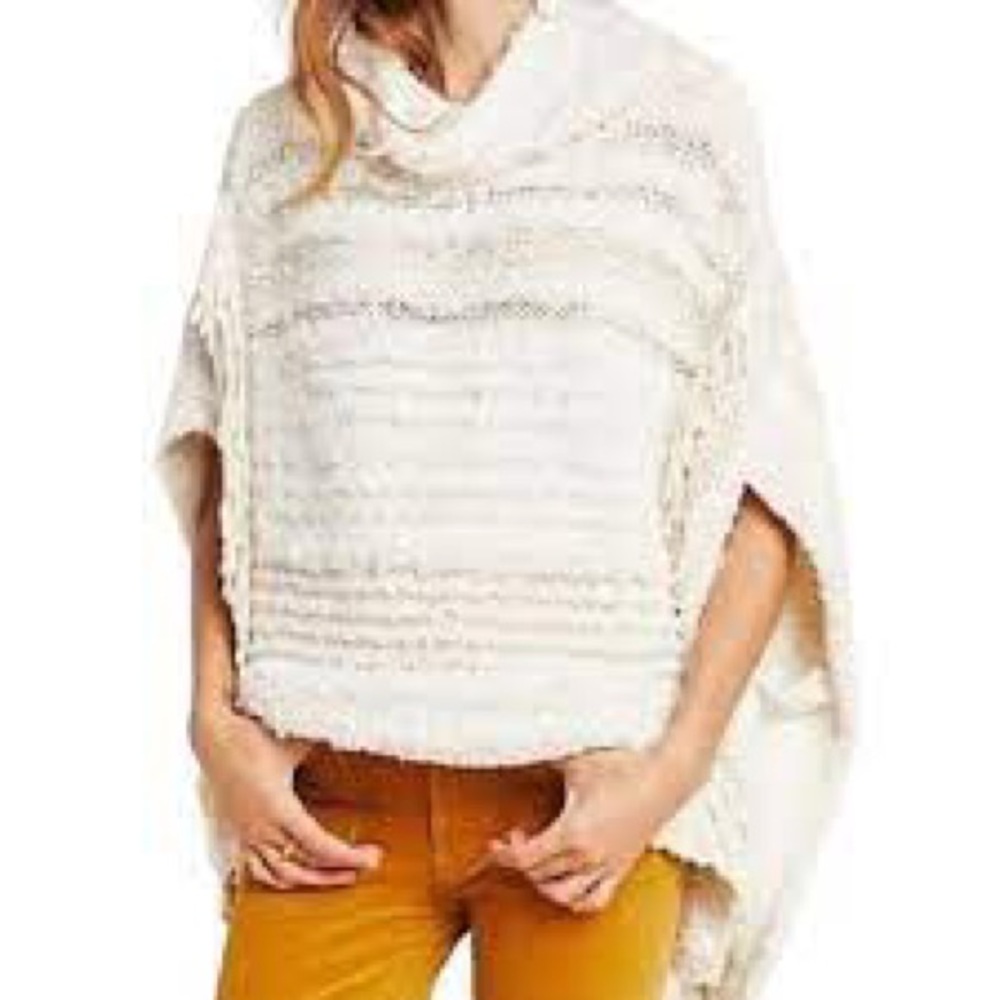 WEEKEND SALE 🎈 Anthropologie Marilyn cowl fringe poncho Sz. xs/s